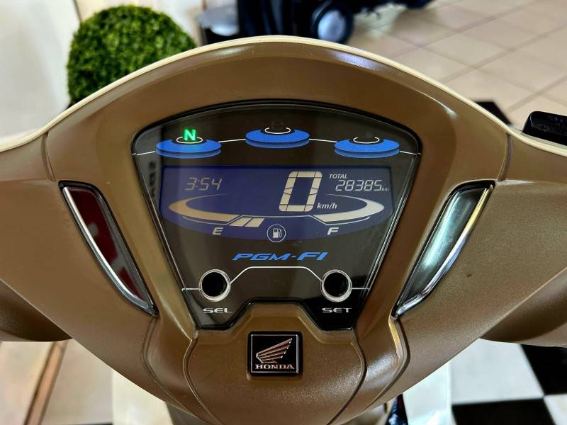 HONDA - BIZ 125 - 2021/2021 - Branca - R$ 16.490,00