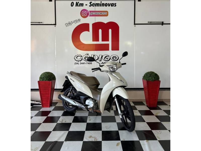 HONDA - BIZ 125 - 2021/2021 - Branca - R$ 16.490,00