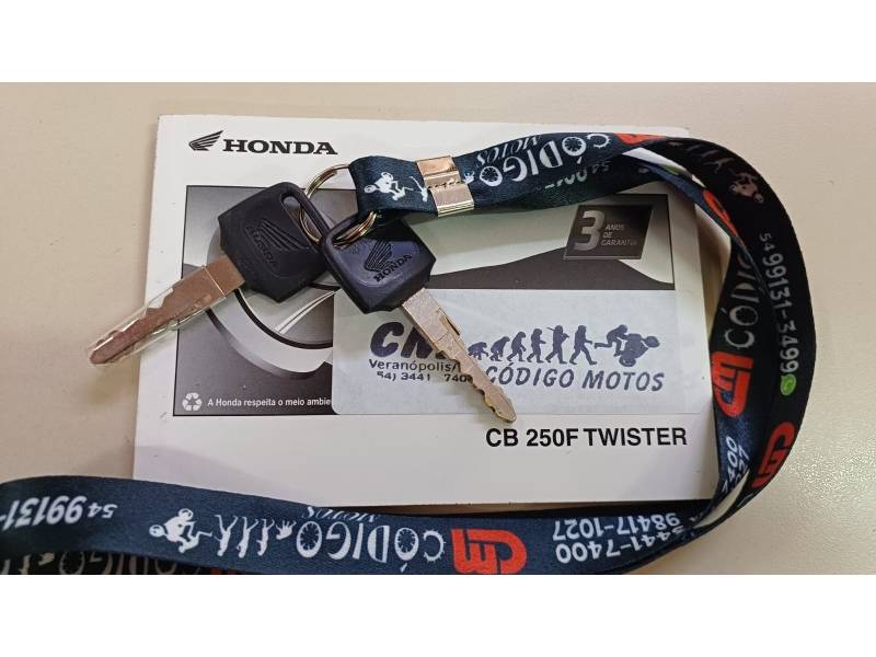 HONDA - CB 250F TWISTER - 2017/2017 - Vermelha - R$ 16.990,00
