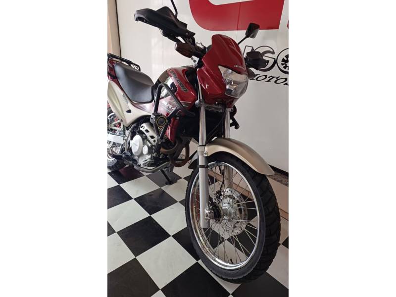 HONDA - NX4 FALCON - 2008/2008 - Vermelha - R$ 17.990,00