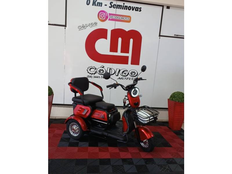 KLOSH - K3 - 2026/2026 - Preta - R$ 9.890,00