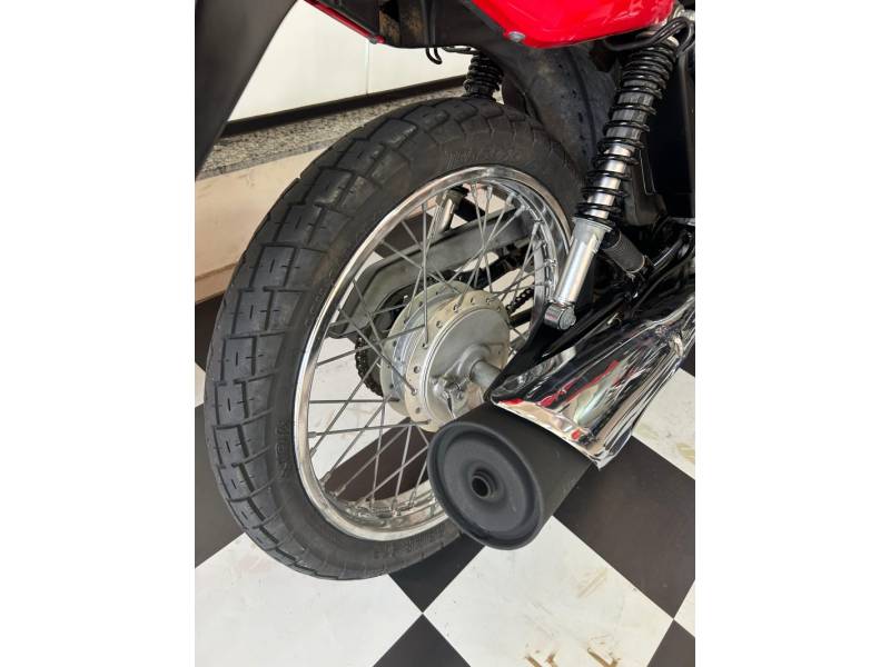 HONDA - CG 125 - 2012/2012 - Vermelha - R$ 8.990,00