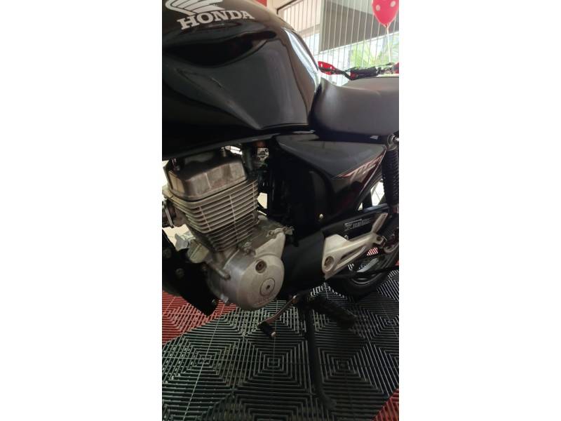 HONDA - CG 150 - 2008/2008 - Preta - R$ 11.500,00