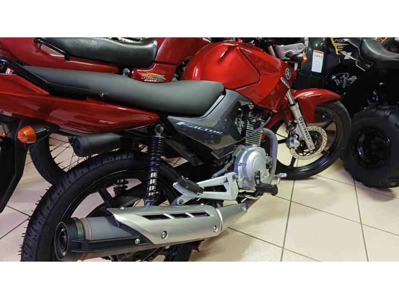 YAMAHA - YBR - 2010/2010 - Vermelha - R$ 8.490,00