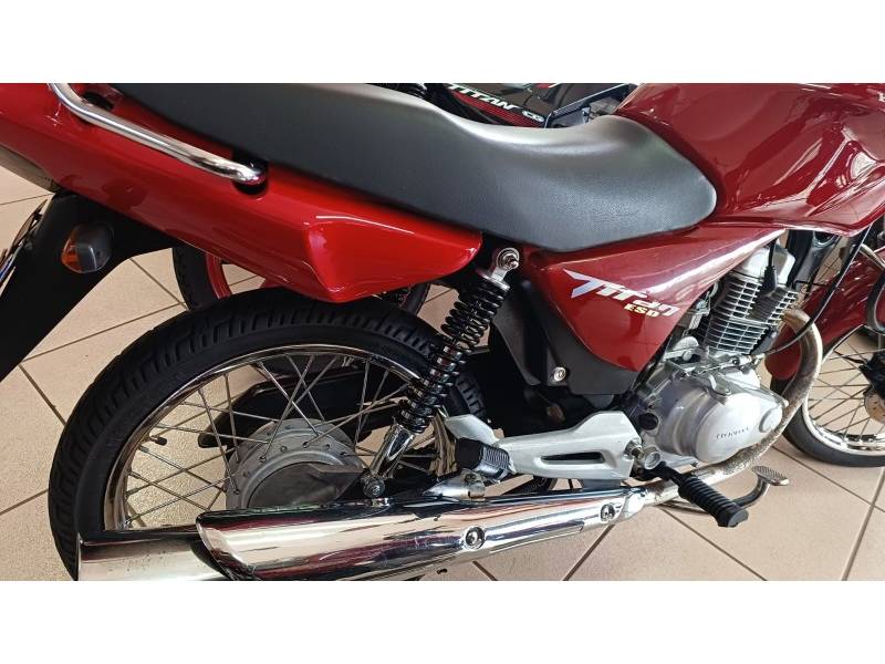 HONDA - CG 150 - 2005/2005 - Vermelha - R$ 9.990,00