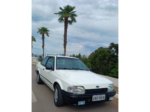 FORD - VERONA - 1992/1992 - Branca - R$ 8.990,00