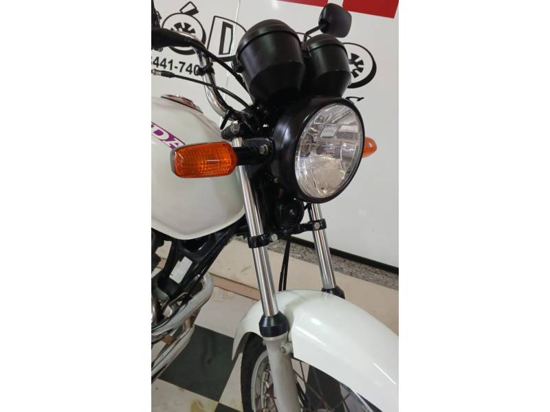 HONDA - CG 125 - 2008/2008 - Branca - R$ 8.300,00