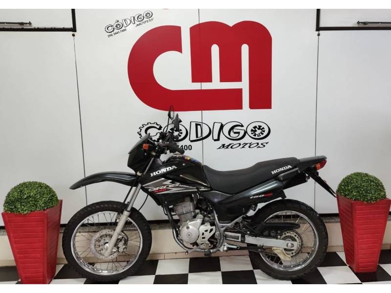 HONDA - NXR 150 - 2006/2006 - Preta - R$ 10.200,00