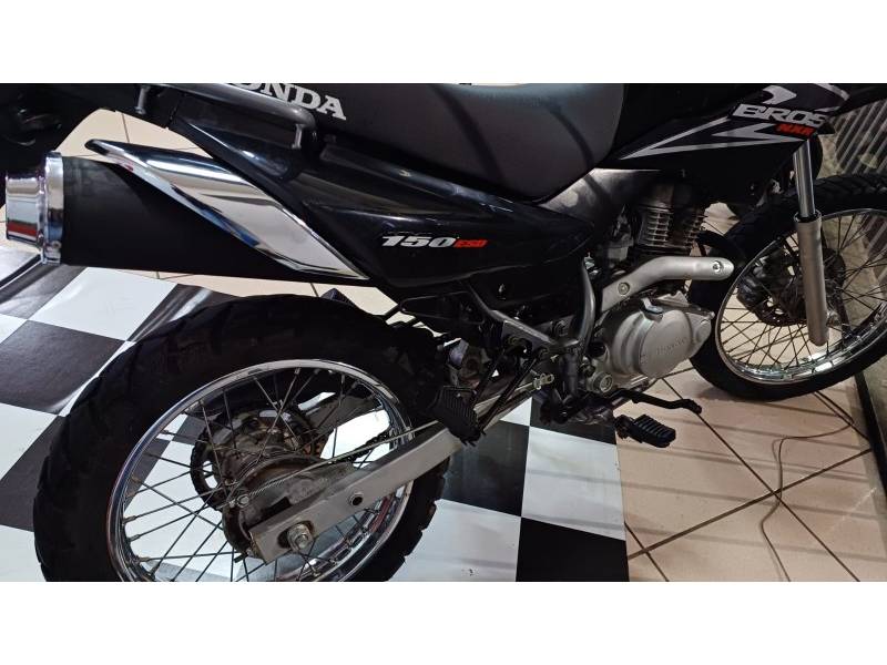 HONDA - NXR 150 - 2006/2006 - Preta - R$ 10.200,00